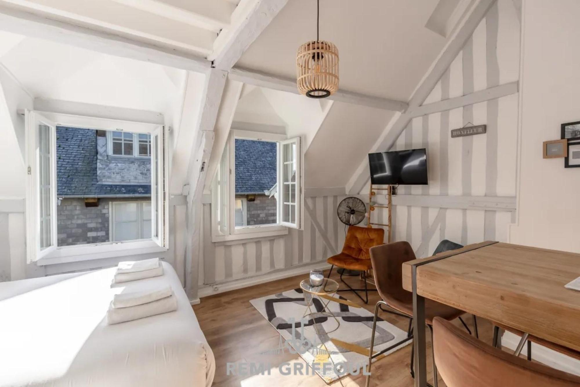 La Capucine Lovely Studio City Center องเฟลอร์ ภายนอก รูปภาพ