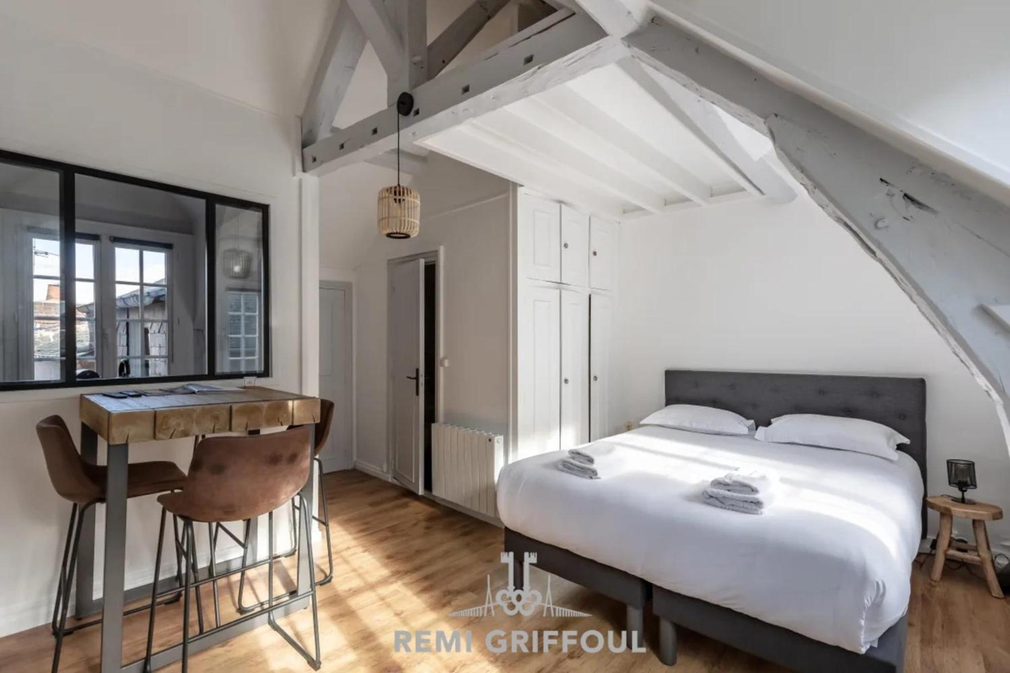 La Capucine Lovely Studio City Center องเฟลอร์ ภายนอก รูปภาพ